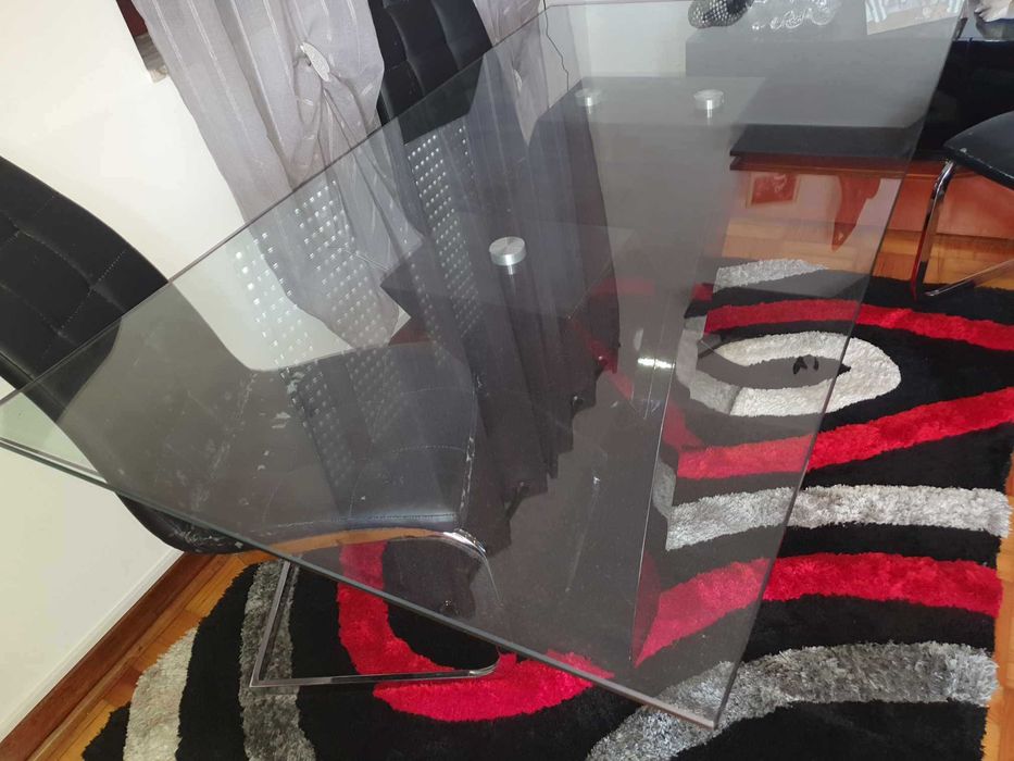 Mesa vidro com 4 cadeiras
