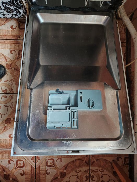 Посудомийка  DSG 051