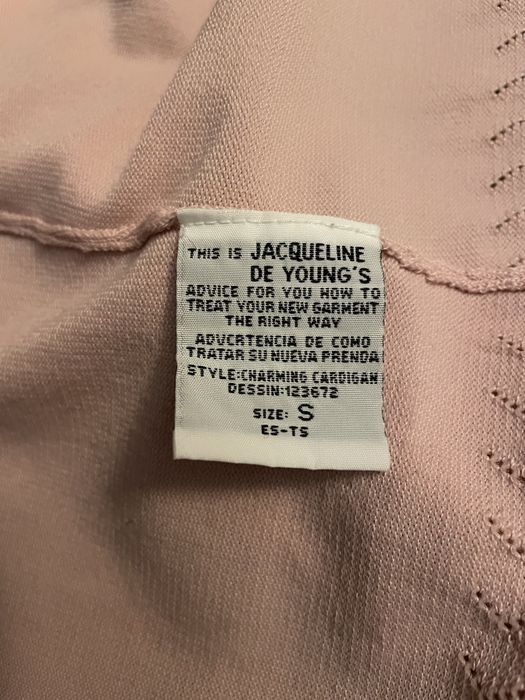 Różowy, rozpinany sweter z wiskozy