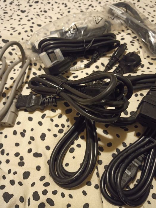 Kabel zasilający, przewody różne. Kable zasilające.