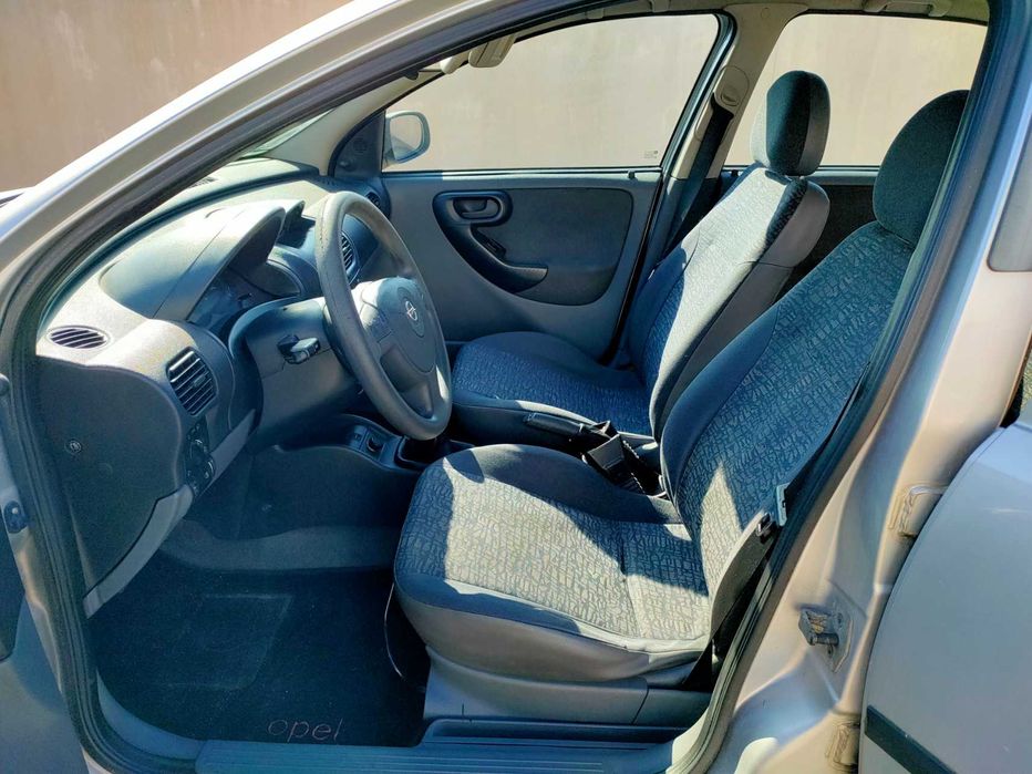 Opel Corsa 1.2 Gasolina – Revisão Recente – Inspeção OK