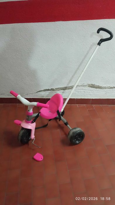 Triciclo infantil