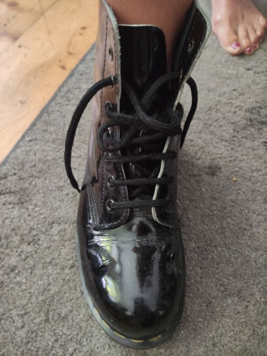Dr.Martens glany,trapery błyszczące czarne 38