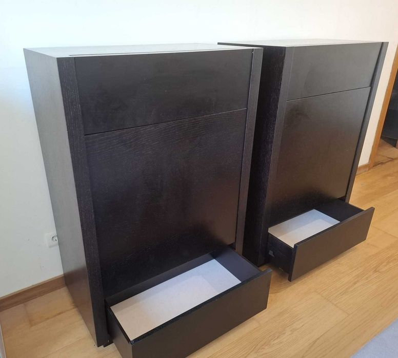 Cómoda Wengué c/ Gavetas e Prateleiras - Arrumação Quarto (1 disponível)