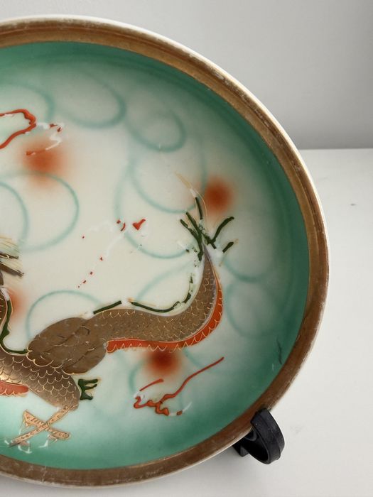 Pratos de porcelana japonesa de exportação do período Showa.