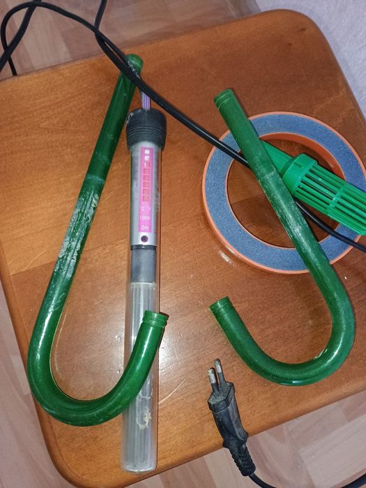 Продам акваріум на  80л