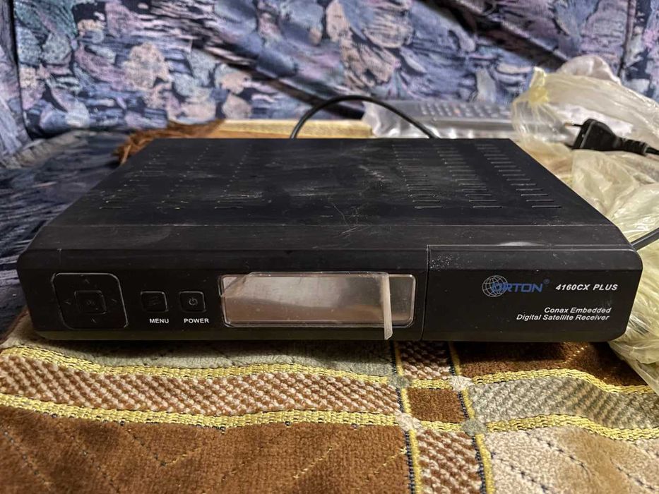 Телевізор Grundig 26 дюймів ST 70-907 text + тюнер Orton 4160CX plus