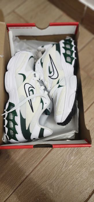 Кросівки жіночі Nike ,оригінал