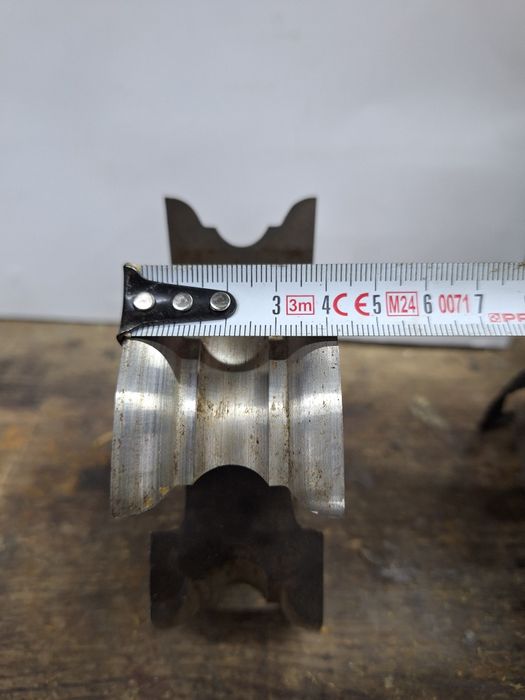 Frez do  drewna kształtowy.