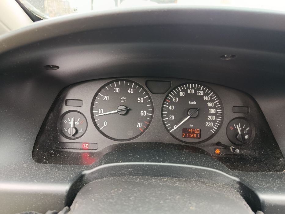 Zafira 2004 1.8 benzyna