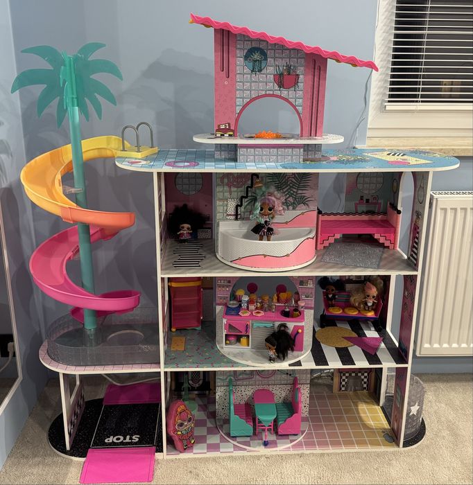 Domek LOL OMG Suprise