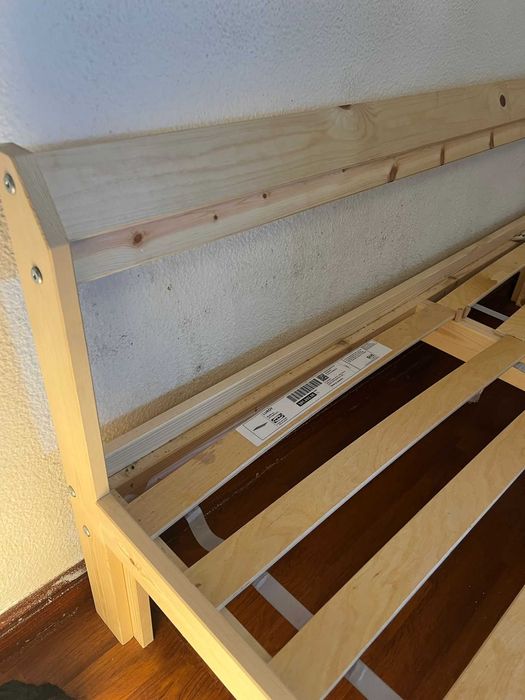 Cama IKEA NEIDEN 140×200 -120€