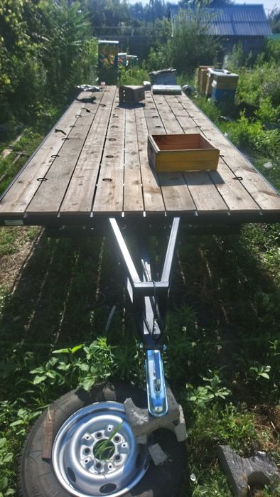 Прицепы для пасеки