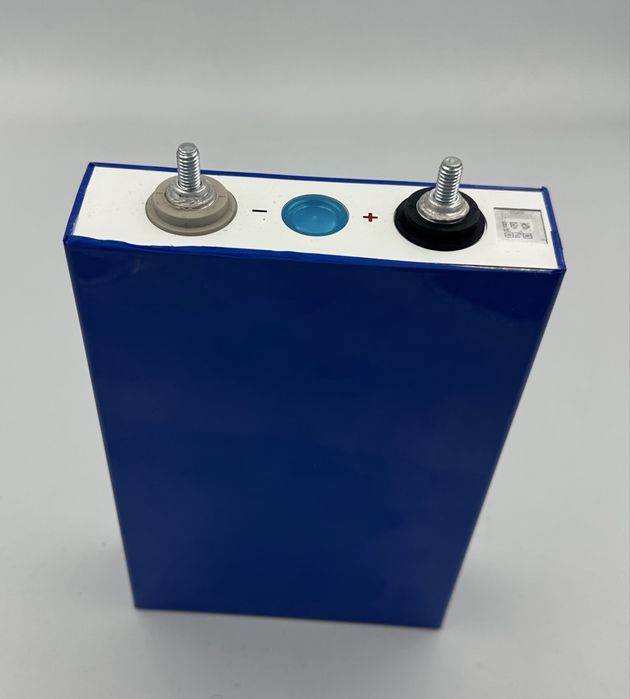 Акумулятор LiFePO4  EVE LF105 (B Grade)    105 Ah - 3.2V