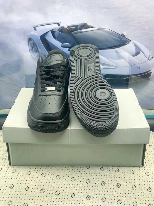 Nike Air Force 1 Black 44.5