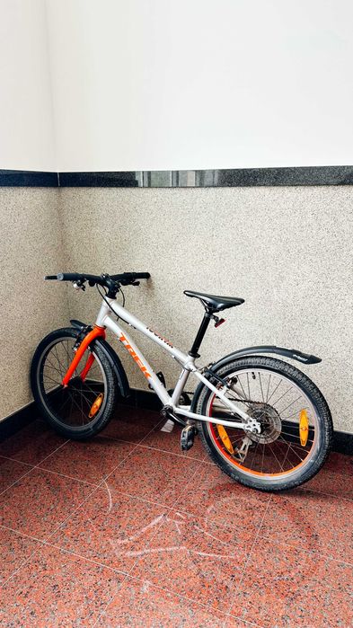 Bicicleta de Criança Trek Wahoo 20 - Roda 20" - Quadro Leve em Alumínio
