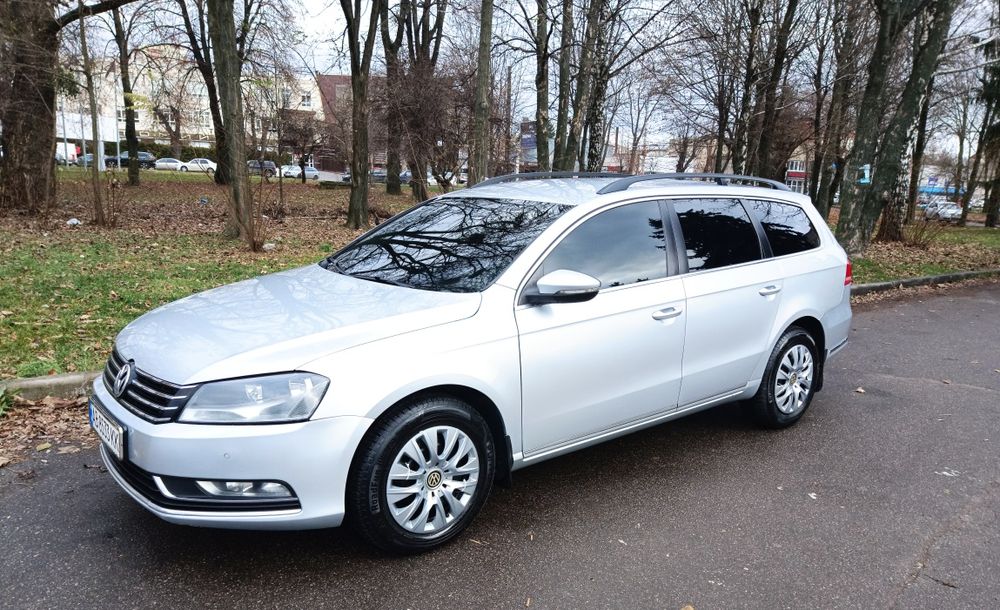 Volkswagen Passat VARIANT B7 2012