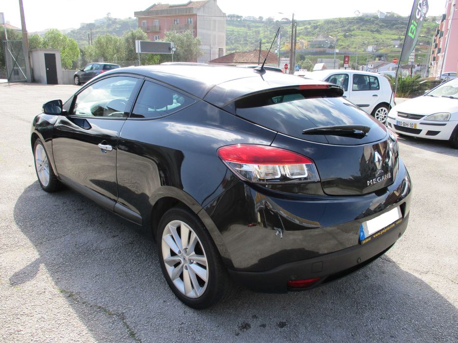 RENAULT MEGANE COUPE 1.5 DCI COM GARANTIA E REVISÃO