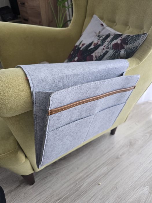 organizer na łóżko kanape fotel na piloty książkę szary na rzep