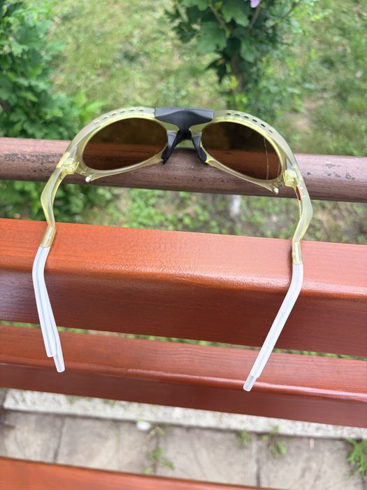 Сонцезахисні окуляри Oakley Plantaris.