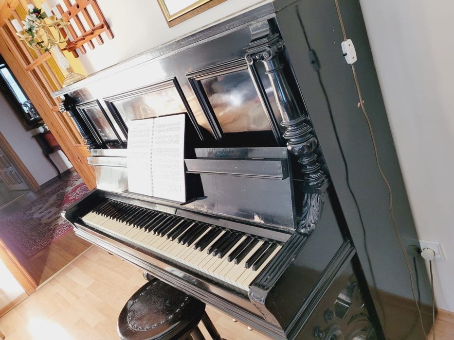 Pianino *Carl Ecke Posen*
