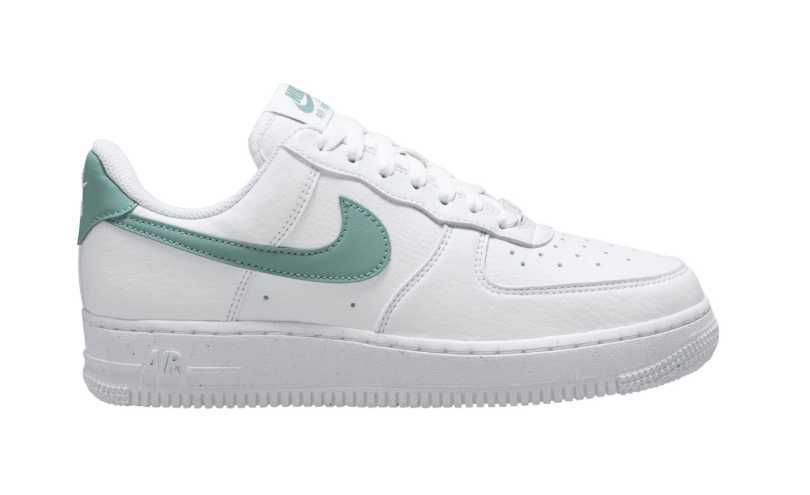 Кросівки Nike Women's Air Force 1 '07
