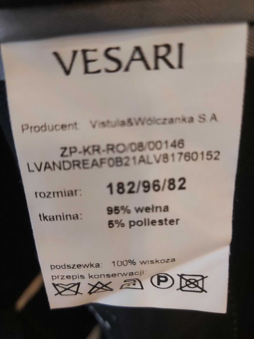 Преміальний чоловічий костюм-двійка Vesari, 95% вовна, графітовий у смужку