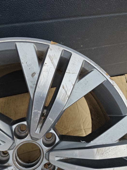 Felga alu 5x112 18" VW Passat B8 8J ET41