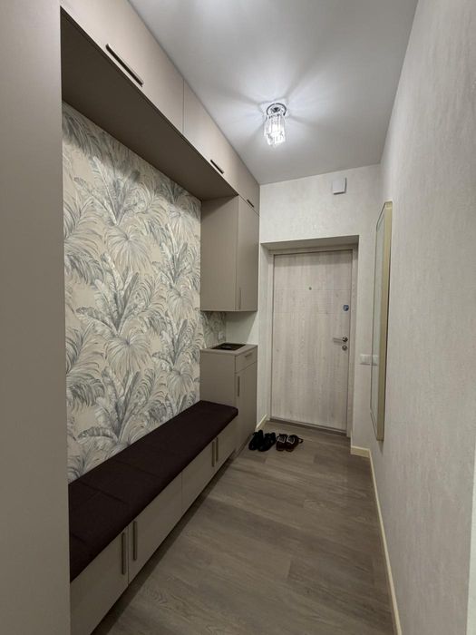 Оренда! Квартира 60 м.кв Солонка з власним подвір’ям
