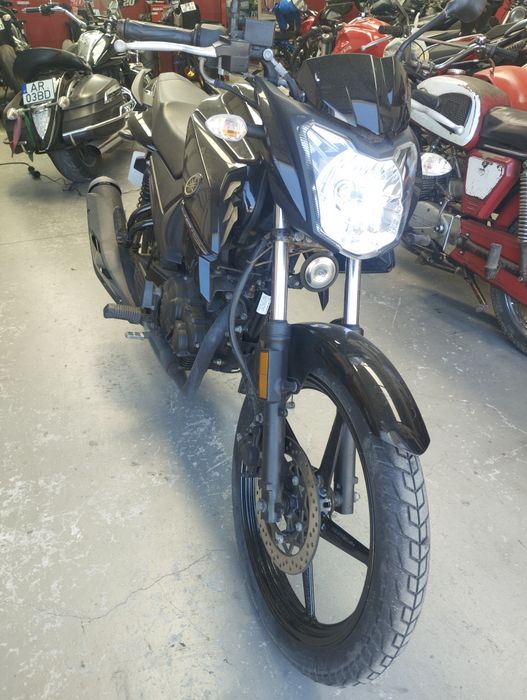 125 com apenas 4450km