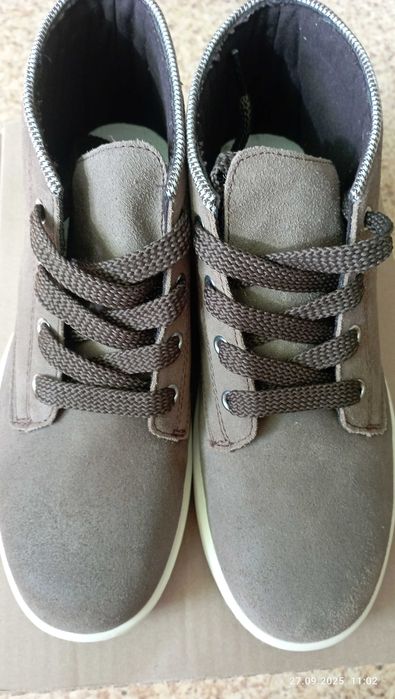 Ботинки демісезон унісекс шкіряні розмір 38 22,5 см