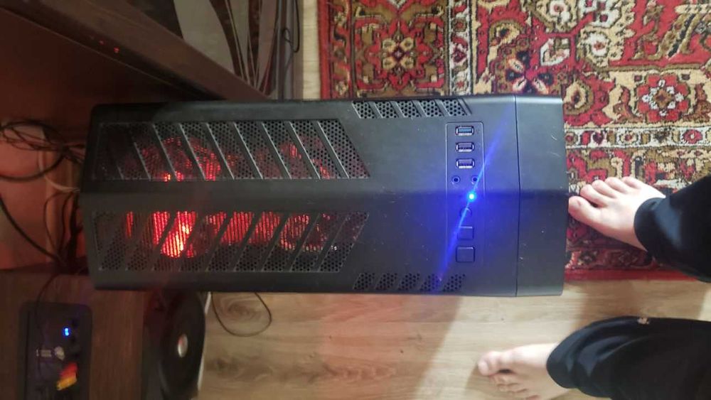 Компьютер настольный