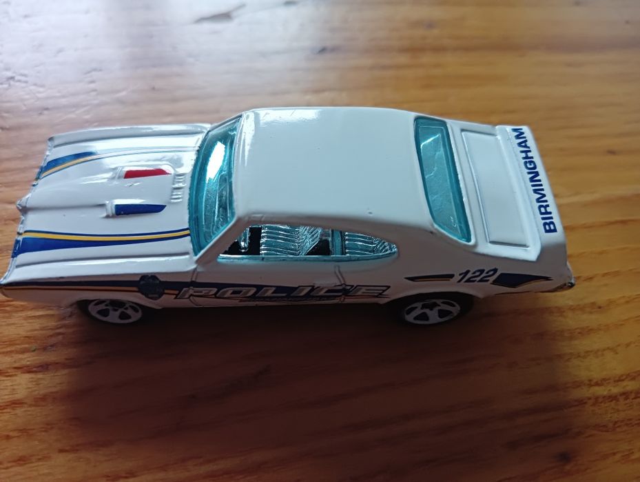 Samochody policyjne. 2 szt.