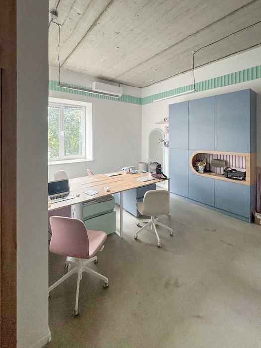 Оренда офісного приміщення 70 м2 в офісному центрі, вул. Промислова