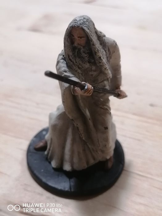 Figura "Saruman" do Senhor dos Anéis