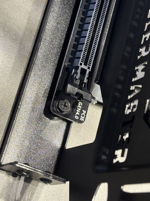 ~~ Cooler Master Vertical Card Holder V3 Riser z taśmą GPU - PCIE 4.0 ~~
