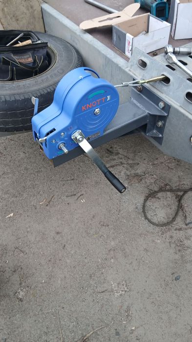 Продам прицеп лафет Niewiadow.