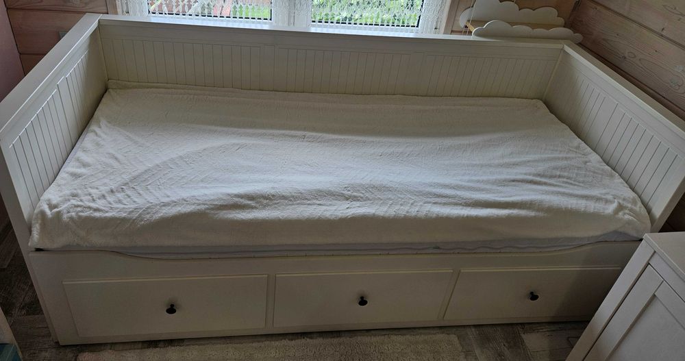 Łóżko Hemnes Ikea