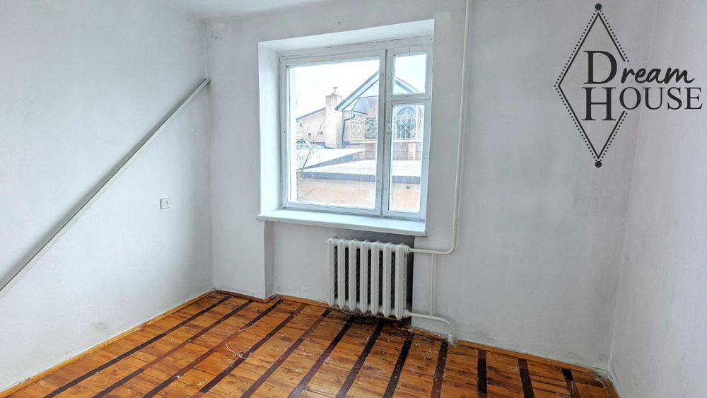 Продам 3-кімнатну квартиру по вул.Ковельська