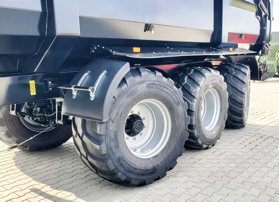 Przyczepa ciągnikowa skorupowa TSP 40 Kobzarenko