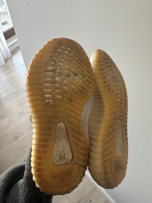 yeezy boost sneakers white
