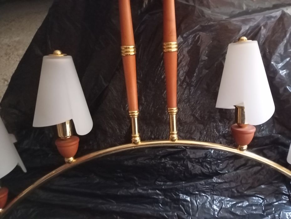 Candeeiro usado em ótimo estado