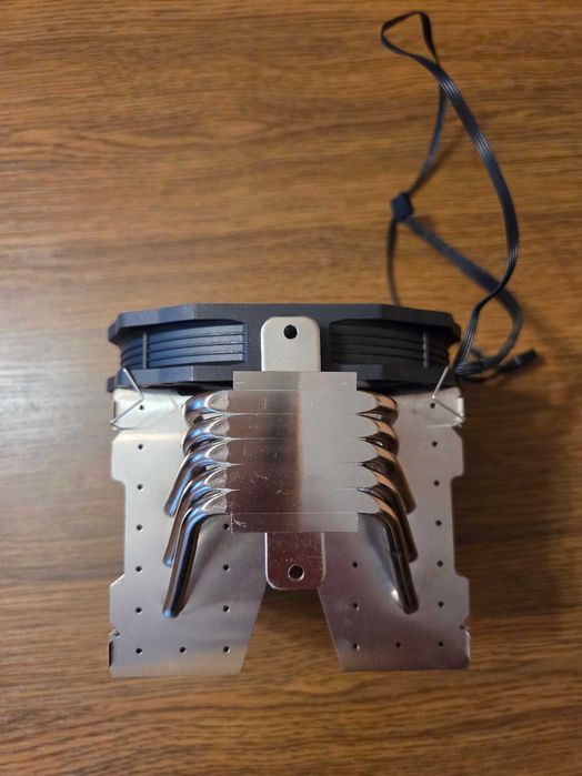 Chłodzenie procesora Fortis 3 RGB