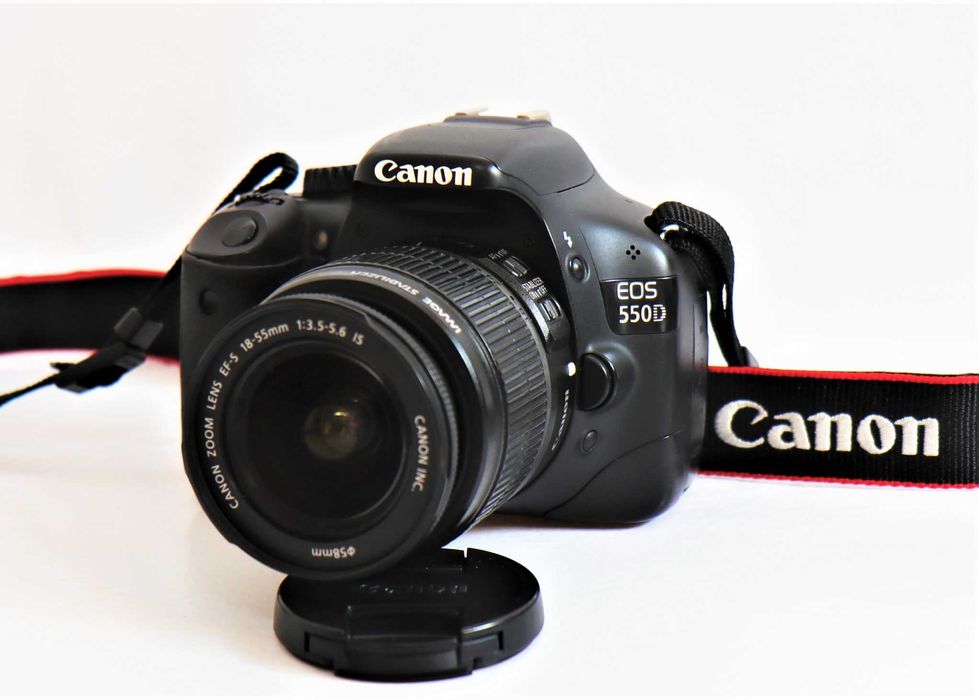 Canon 550D com lente Canon 18-55mm máquina fotográfica digital reflex