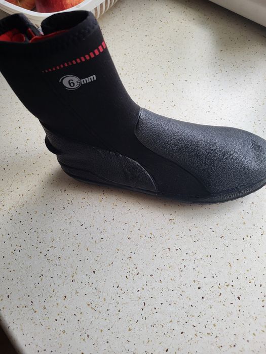 Buty neoprenowe do morsowania