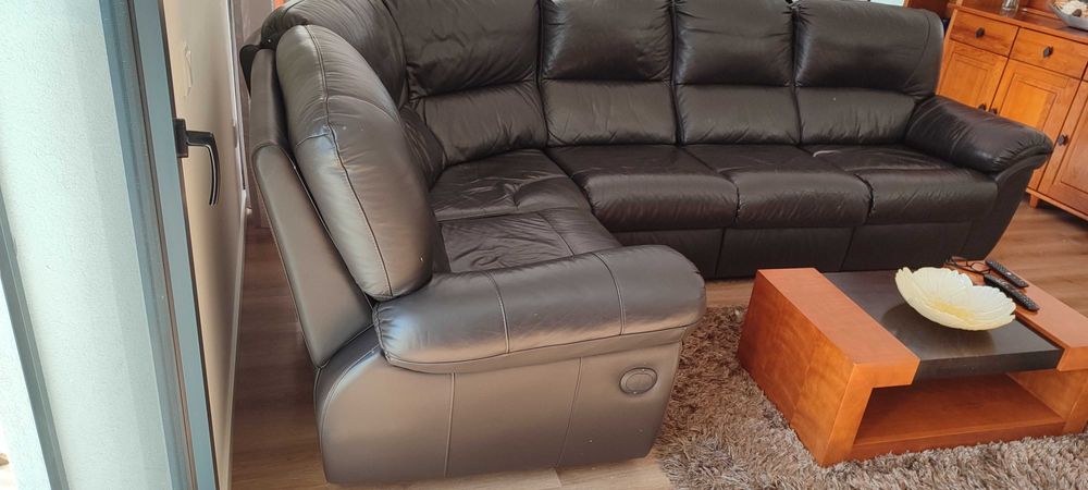 Sofá em pele - NEGOCIÁVEL (Urgente!)