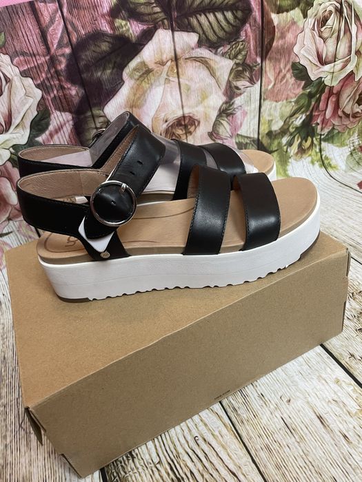 Босоніжки Ugg шкіряни