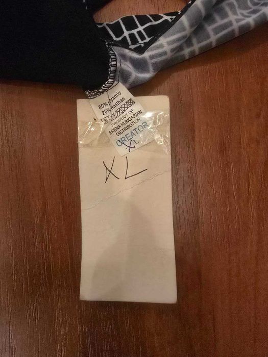 Чоловічі плавки чорного кольору