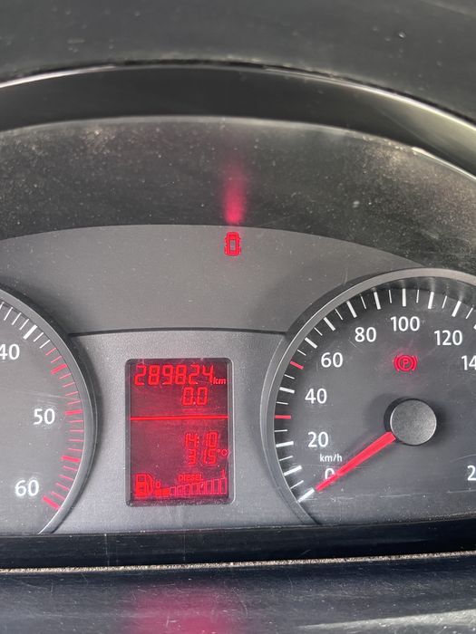Volkswagen Crafter 2008 9 osobowy    2,5 T