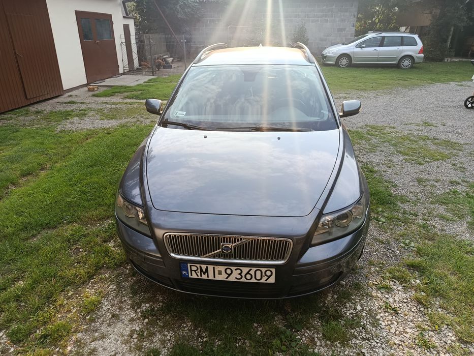 Volvo V50